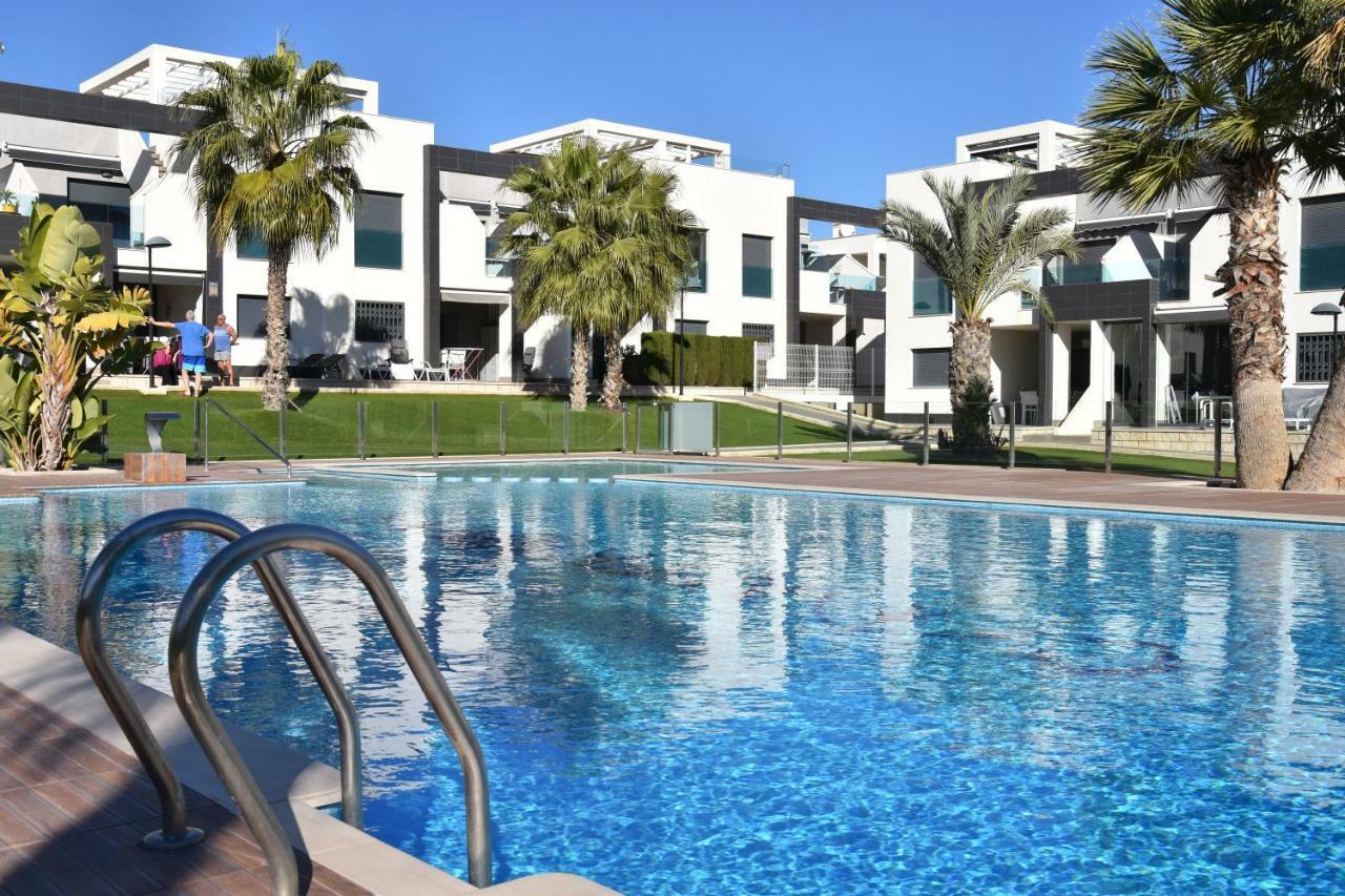 Апартаменти Penthouse Oasis Beach II La Zenia Dehesa de Campoamor  Екстер'єр фото